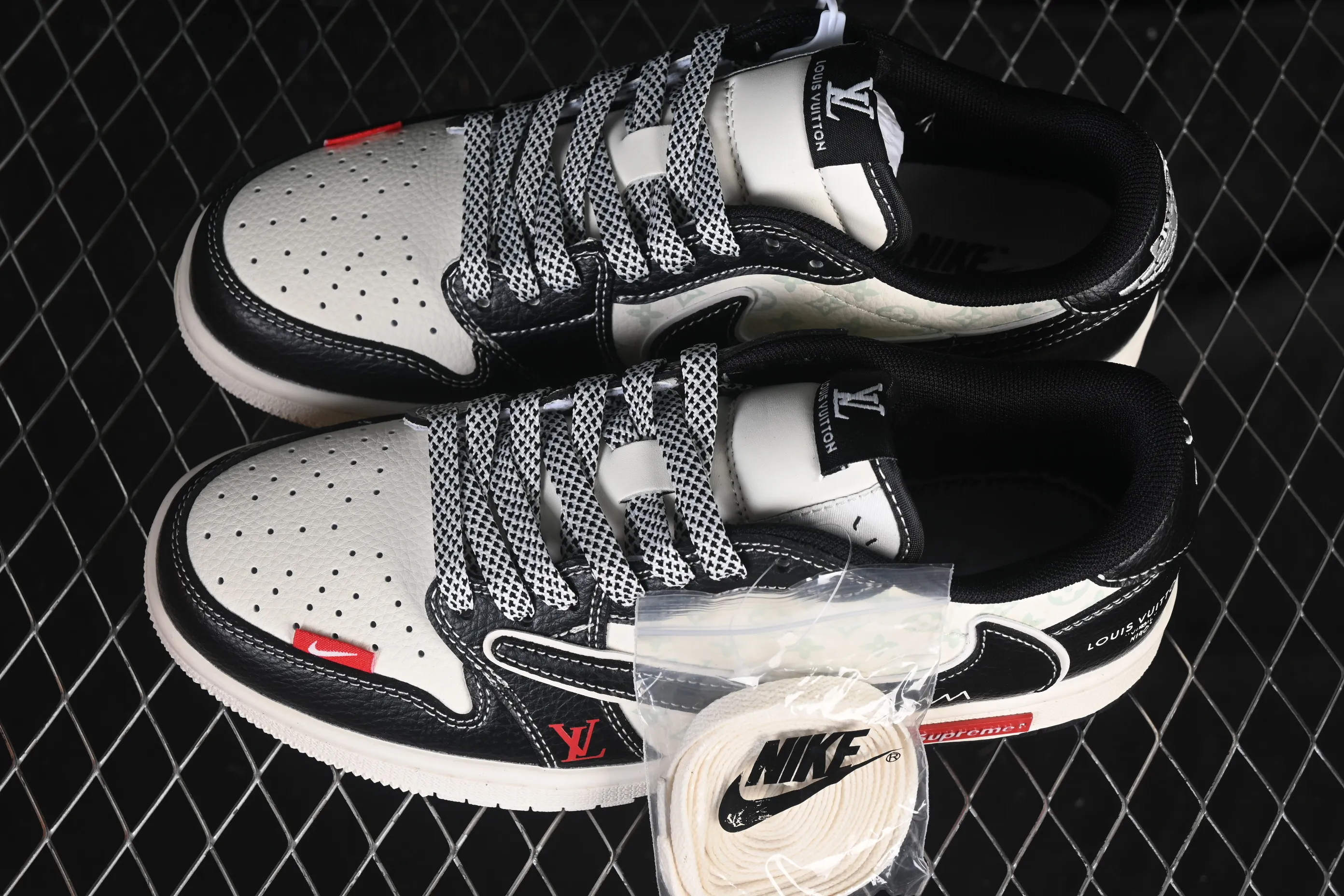 All categories Air Jordan Jordan series basketball shoes Air Jordan 1 Low High-end customized low-top sneakers Travis Scott x Fragment Design x Air Jordan 1 Low OG SP AJ1 Joe 1LV co-branded double spelled black pebbles low-top cultural casual sneakers CX5050-Y31